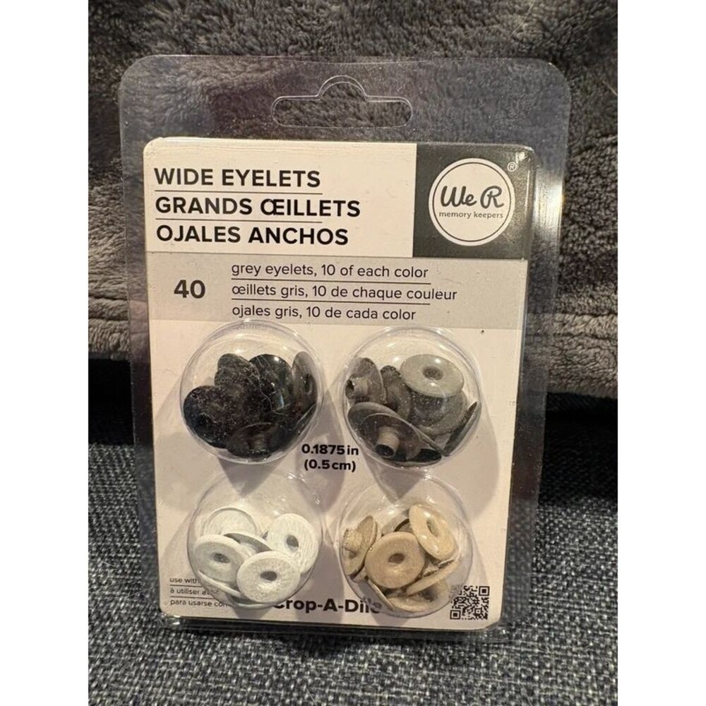Destash Bundle! We R Memory Keepers Wide Eyelets - Picture 4 of 4